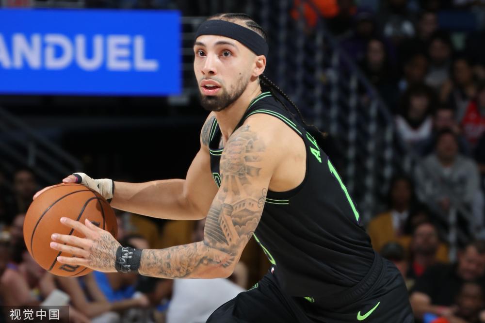 某位球員 某位球員