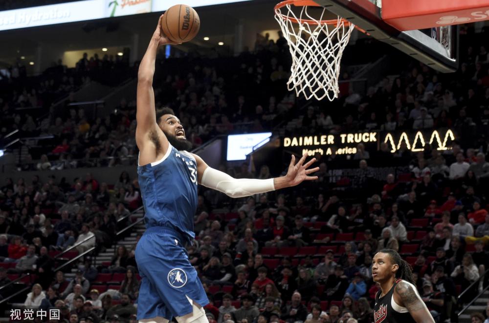 跨越国界的 跨越国界的